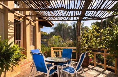Litibu House | Discover Casa La Vida: Oceanfront Oasis with Pool