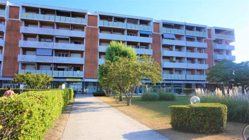 Aprilia Marittima Apartment | Pet-Friendly Aprilia Residence with Pool and Family Amenities
