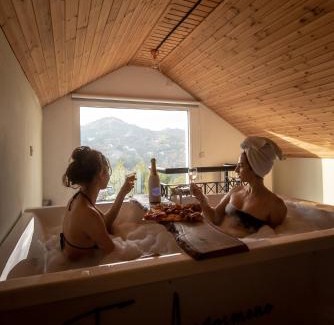 Agros Apartment | Relaxing Aprosmeno Jacuzzi House with Family-Friendly Amenities
