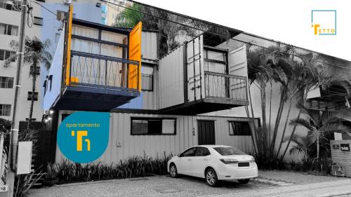 Castelo Branco House | Stylish Mini Aps em Container at Meia Praia - Tetto 148