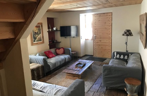 Peisey-Nancroix Apartment | Cozy 125 m² Apartment Minutes from Paradiski Ski Lifts