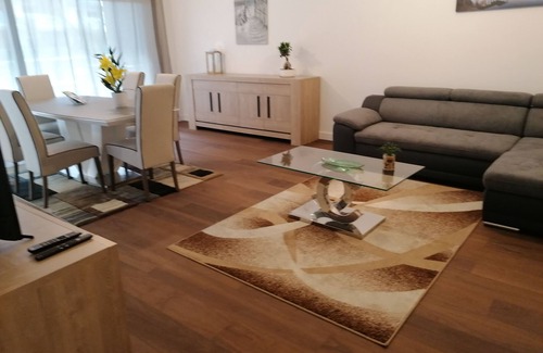 Seixal Apartment | Exceptional Oceanfront Apartment with Pool and River Views