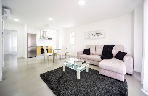 Perillo Apartment | Cozy 2-Bedroom Apartment for Families | Rueiro 17 - 1A