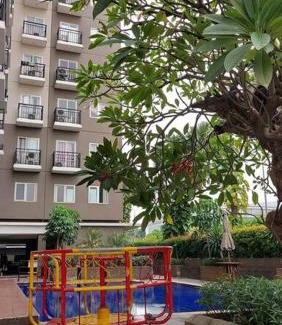 Sunter Apartment | Cozy 2 BR Apartment with Pool and Netflix at Sunter Park