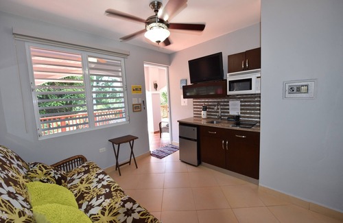 Aguadilla Apartment | Relaxing Retreat with Pool and Spa, Near PR #2
