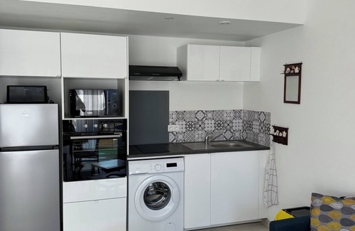 Dompierre-sur-Mer Apartment | Cozy 28m² Apartment Near Vieux Port La Rochelle