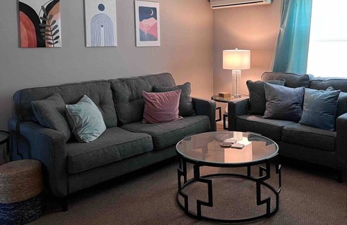 Masury Apartment | Cozy 2-Bedroom Apartment with Lake View and Spa Access