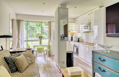 Clichy Apartment | Apt 37 m², 1 Chambre, vu Jardin à Clichy Avec une Place de Parking