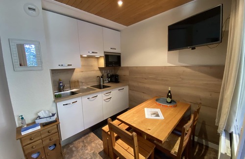 Reberty Apartment | Spacious Duplex for 4-5 Guests with Spa & Breakfast