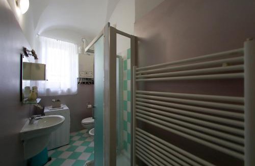 Lonato del Garda Apartment | Apt 5 Borgo Lago di Garda