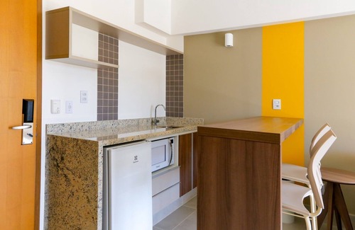 Olimpia Resort | Convenient Apartment Steps from Thermas dos Laranjais