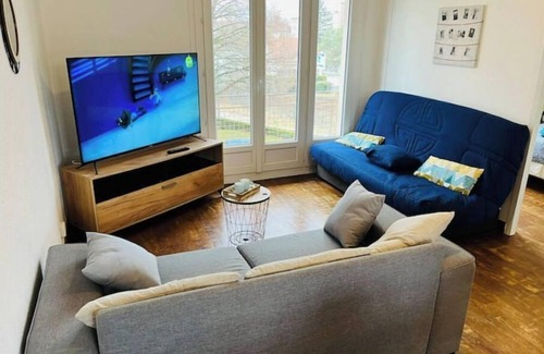 Besancon Apartment | Modern 54m² Apartment with Wifi and Family-Friendly Amenities
