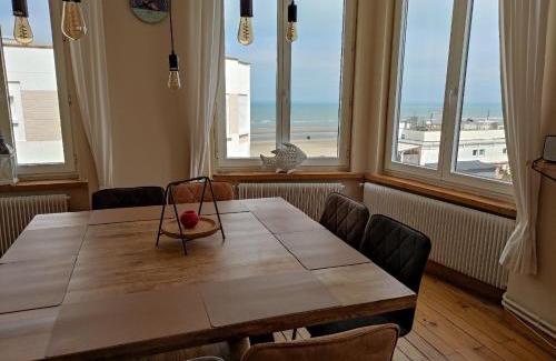 Bray-Dunes Apartment | Duplex with Ocean View for Families - Rated 9/10