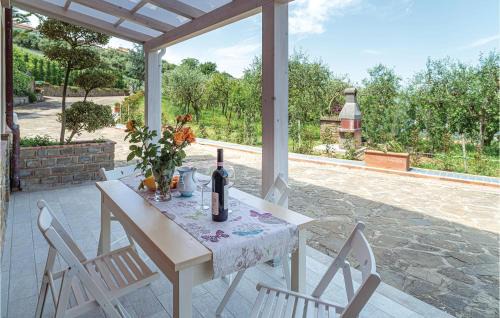 Laureana Cilento Apartment | Pet-Friendly Retreat with Pool & Perfect 10/10 Rating