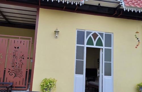Hyderabad Apartment | Beautiful 3-Bedroom Apartment with Full Kitchen Amenities