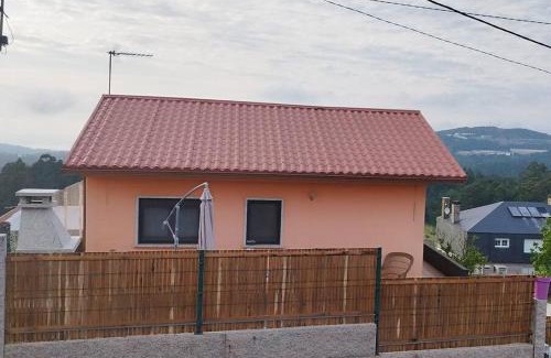 Mos Apartment | Cozy Casita with Terrace, BBQ & Pet-Friendly Comfort