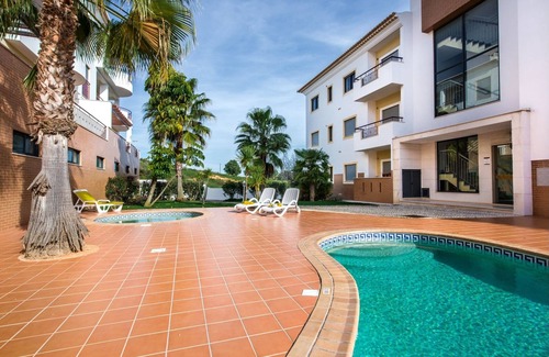 Telheiro Apartment | Relaxing 2-Bed Pool Escape in Albardeira, Lagos - Rated 9/10