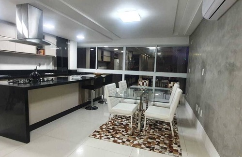 Pioneiros Apartment | Beachfront Apt Barra North with Ocean Views & Spa Access