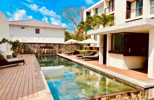 Mont Choisy Apartment | Oceanfront Apt BLUE COCO: A Family Retreat in Mon Choisy
