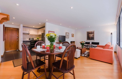 La Cabrera Apartment | Inviting Apartment in La Cabrera with Spa & Breakfast