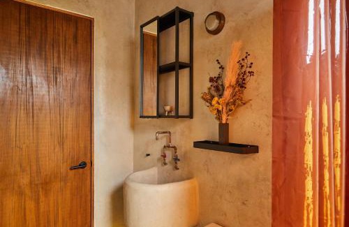 Santurce Apartment | Unforgettable Stays at APT by DW with Oceanfront Views