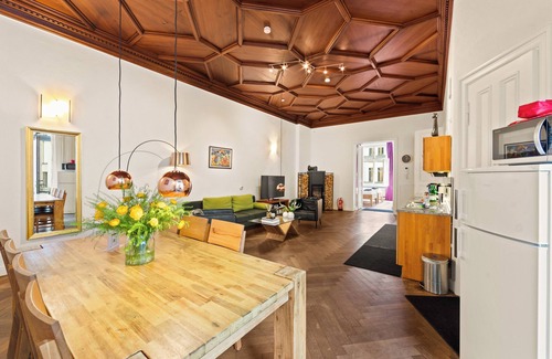 Kreuzberg Apartment | Prime City Center Location Near Checkpoint Charlie - 9.8 Rated