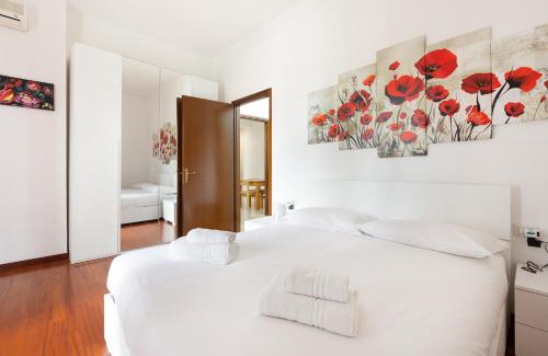 Precotto Apartment | Inviting Apartment with Terrace in Milano - Greco Pirelli
