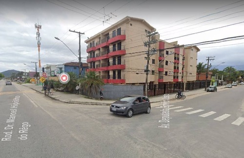 Boraceia Apartment | Scenic Duplex in Boraceia with Sea View & Modern Amenities