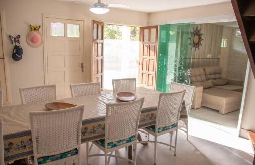 Taperapua Beach House | Spacious 5-Suite Apartment for Up to 14 Guests, Porto Seg