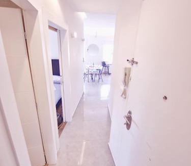 Jerusalem City Centre Apartment | Cozy Apartment in the Heart of Jerusalem - 4-Star Stay