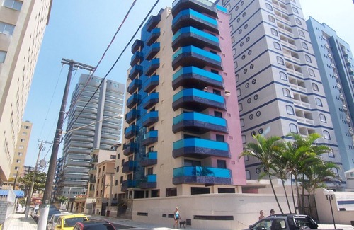 Tupi Apartment | Cozy Oceanfront Retreat with Pool and Suite - Great Location