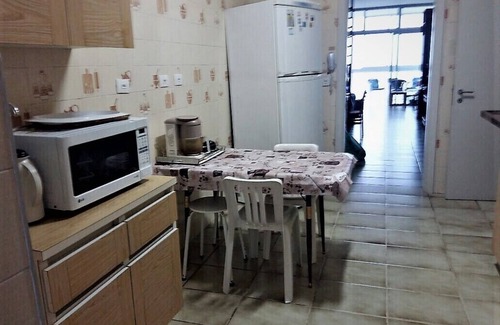 Centro Apartment | Beachfront Apt. Guarujá: Pet-Friendly & 9.8 Rated Escape