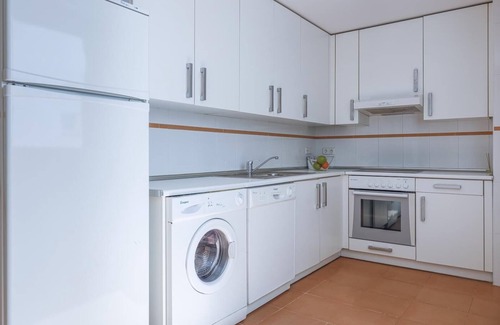 La Algaba Apartment | Bright 2-Bedroom Apartment in La Algaba for Families