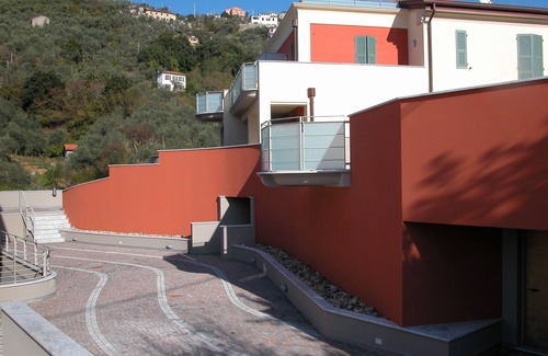 Lerici Apartment | Inviting Apartment with Pool and Ocean Views - Book Now!