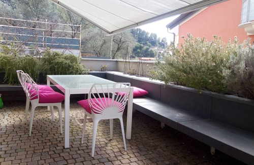 Lerici Apartment | Inviting Apartment with Pool and Ocean Views - Book Now!