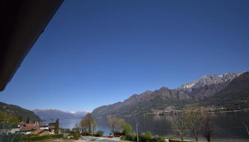 Oliveto Lario Apartment | Cozy Apt Jolanda in Bellagio with Oceanfront Views