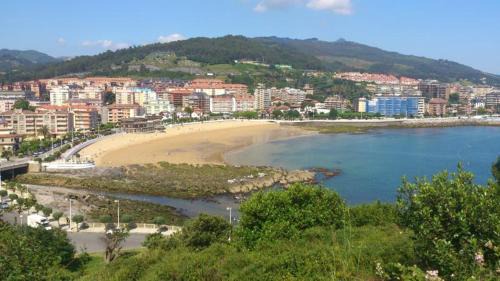 Castro Urdiales Apartment | Charming Las Olas Cotolino: Oceanfront with Pool Access