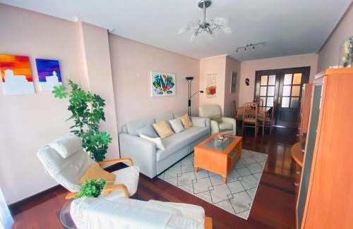 Castro Urdiales Apartment | Charming Las Olas Cotolino: Oceanfront with Pool Access