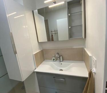 Le Kremlin-Bicetre Apartment | Apt lumineux 10 min de Paris