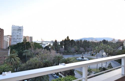Campos Eliseos Apartment | Stylish 4-Star Apartment Reding - Ideal for Families