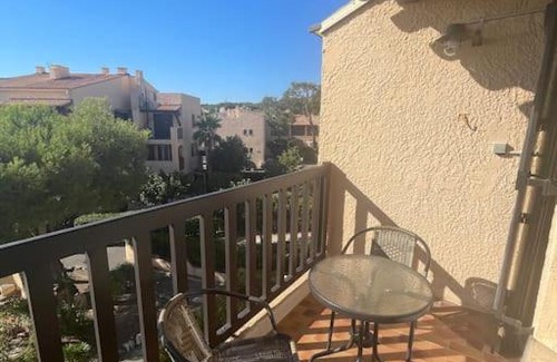 Sausset-les-Pins Apartment | Beachfront Apartment Steps from the Sea in Sausset