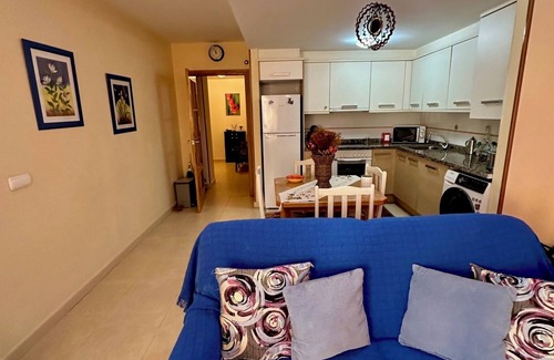 Oropesa del Mar House | Pet-Friendly Apt in Oropesa with Pool & Breakfast Included