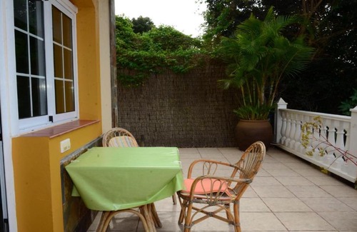 Valle Gran Rey Apartment | Unmatched Comfort at Apt. Passiflora 1B - Rated 10/10