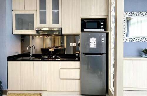 Ragunan Apartment | Relaxing Apt Pejaten Park Biru 2 BR with Pool & Netflix