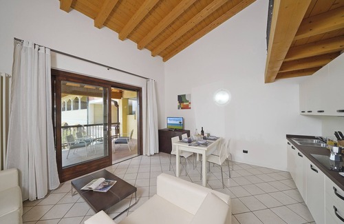 Pieve Vecchia Apartment | Apt Romantica 1 - One Bedroom Apartment, Sleeps 4