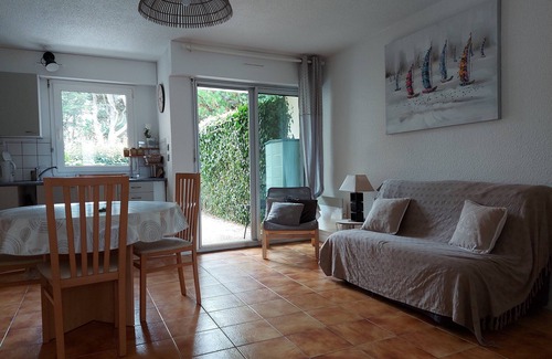 Saint-Philibert Apartment | Relaxing Apt St-Philibert La Trinité, Steps from the Beach