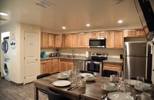 Tucson House | Perfect 2BR/2BA Home with Patio Near Airport, Rated 10/10