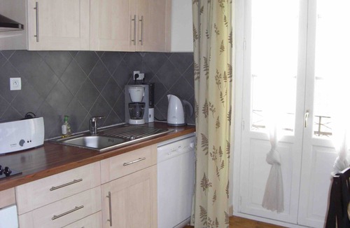 Ax-les-Thermes Apartment | Elegant T3 Duplex in Ax les Thermes with Spa & Hot Tub