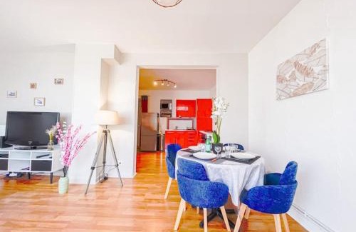Amiens Apartment | Bright T3 Apartment Near City Center - Child Friendly Stay
