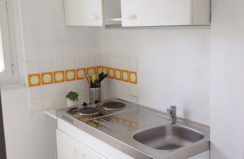 Chasseneuil-du-Poitou Apartment | Comfortable Retreat: APT T31 with Garden Near Futuroscope